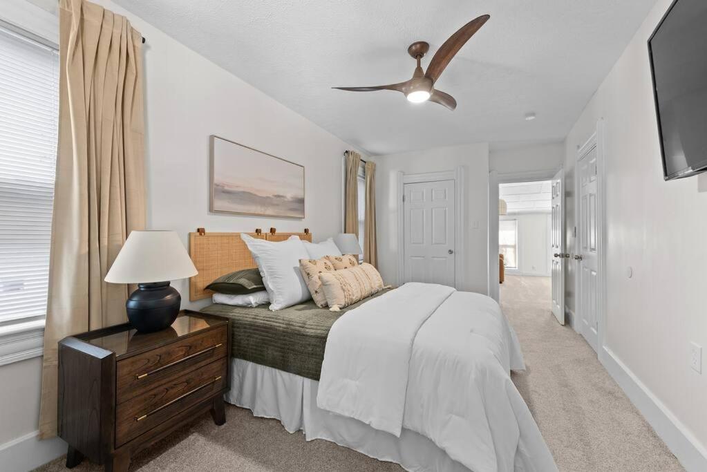 Charming Retreat In Clevelandヴィラ エクステリア 写真
